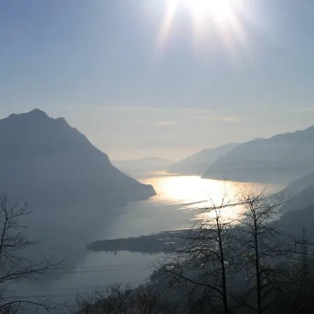 Flaccanicoalloggi Costa Volpino